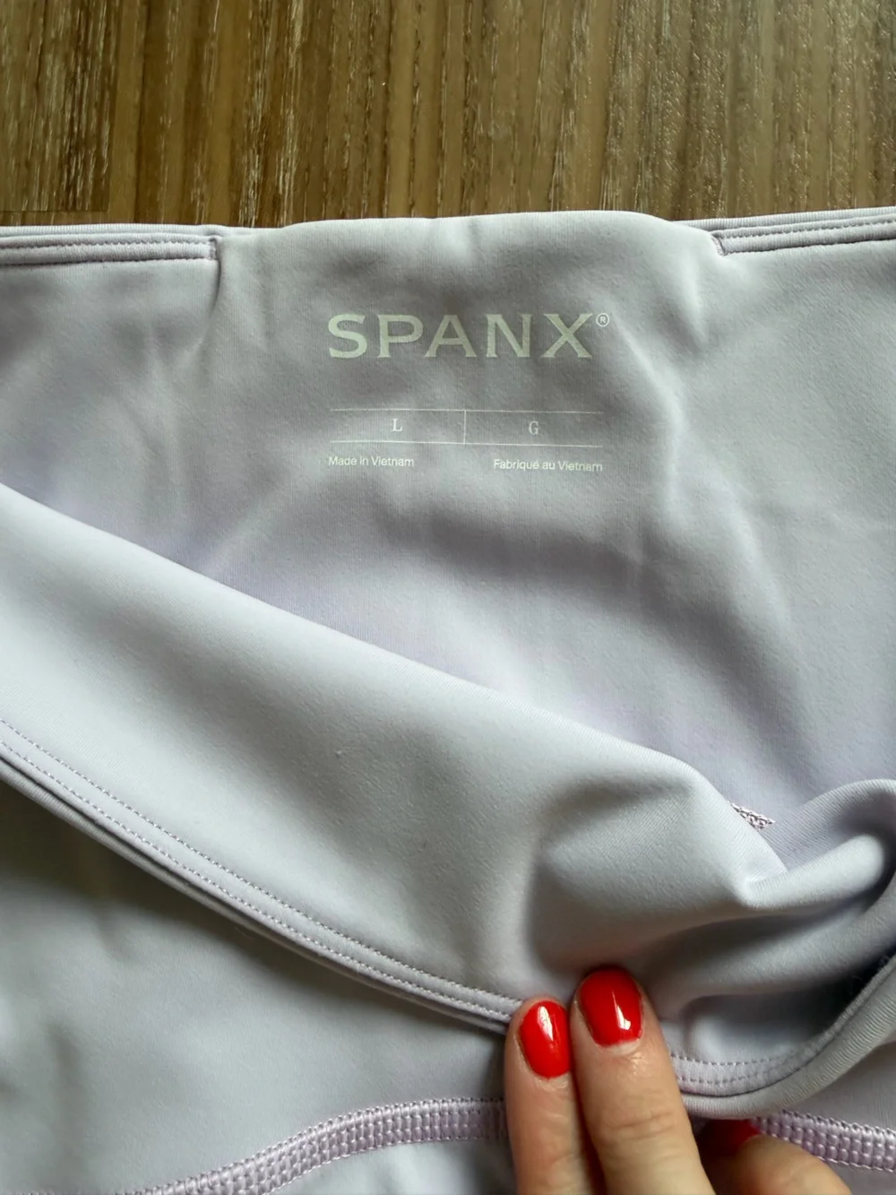 SPANXshape® Booty Boost®
7/8 Leggings in lavender - Picture 4 of 5